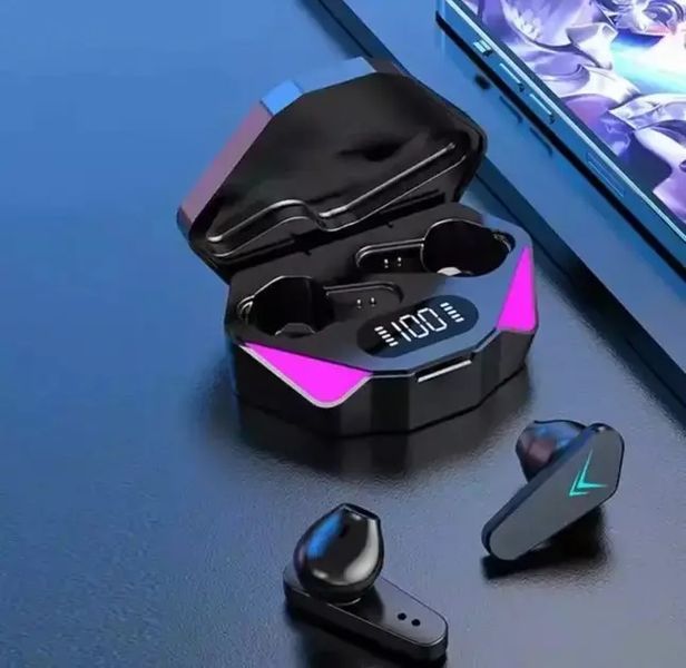 Бездротові ігрові навушники X 15 з RGB LED підсвічуванням та шумоподавленим 2128675 фото